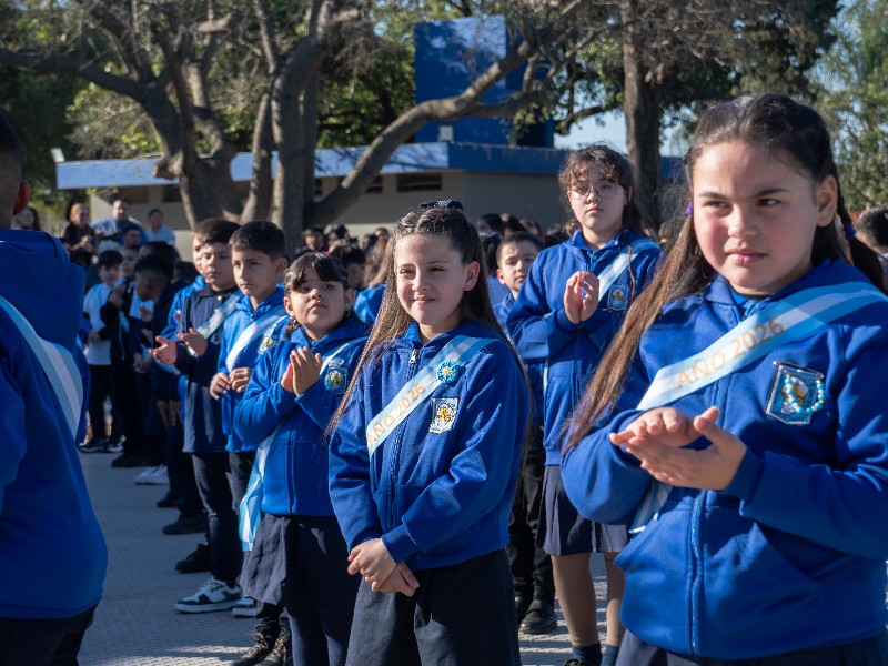 Estudiantes de cuarto grado de Monte Cristo, realizaron su Promesa de Lealtad a la Bandera